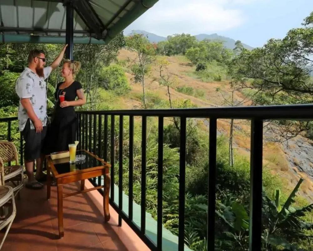 фото Eagle Mountain Resort Munnar