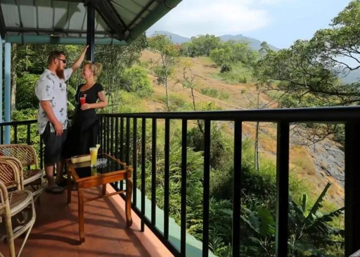 Eagle Mountain Resort Munnar
