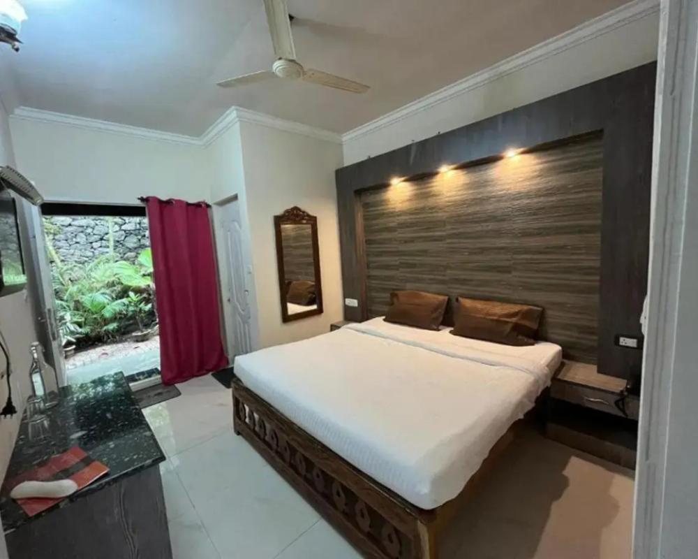 фото Spring Muunnar