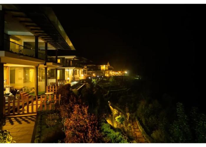 Chandys Drizzle Drops Munnar Top Station