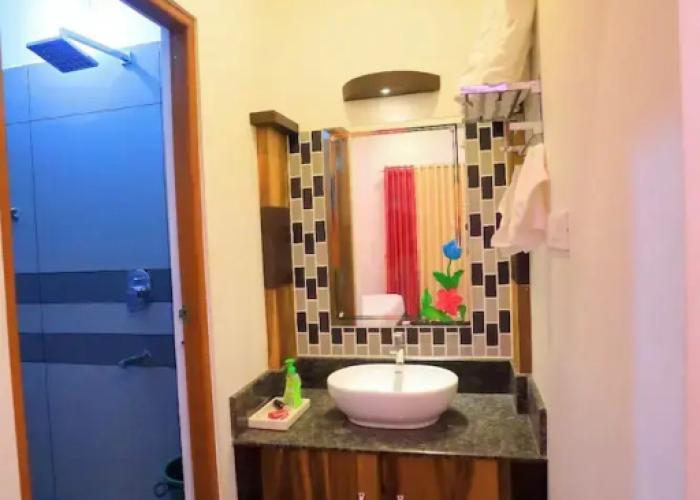 Hillsidecreek Homestay