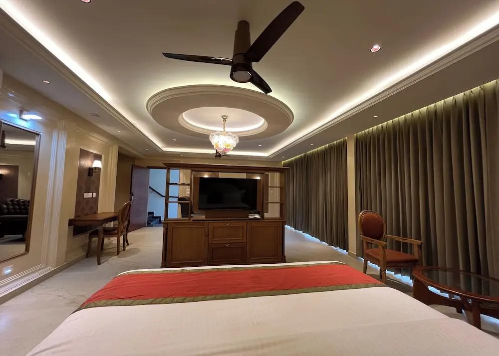 фото British County Resort