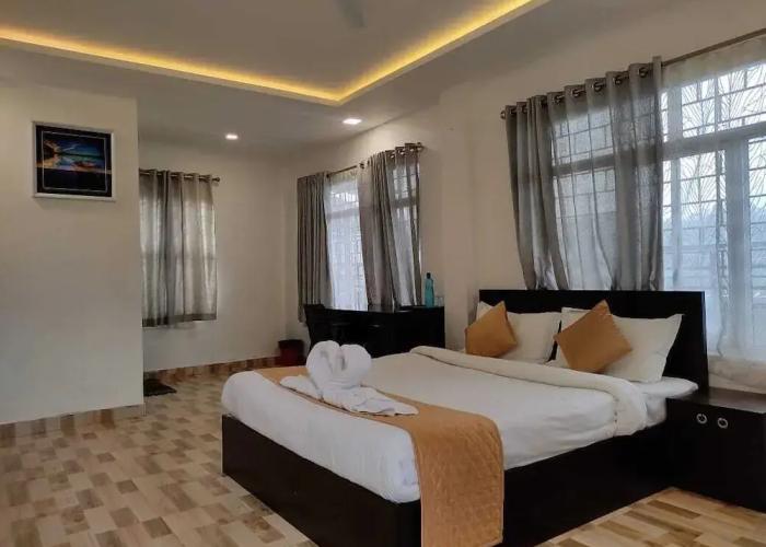 Seven Malai Residency