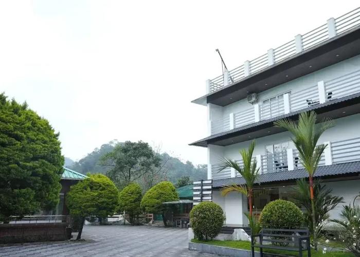 Misty Garden Resorts