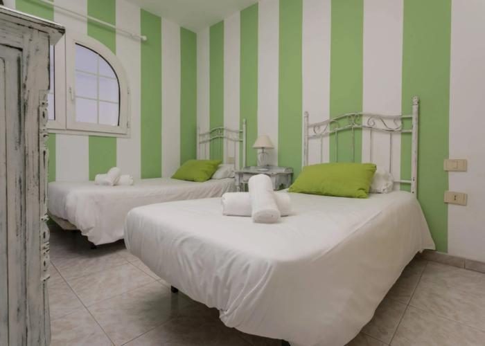 Apartamentos y Villas Galera Beach