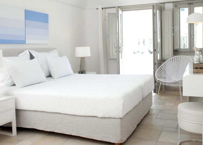 Aqua Blue Hotel