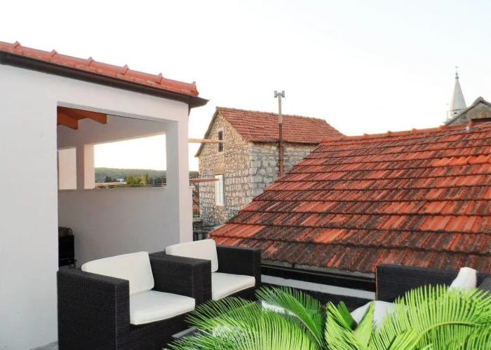 Apartments Jaksa