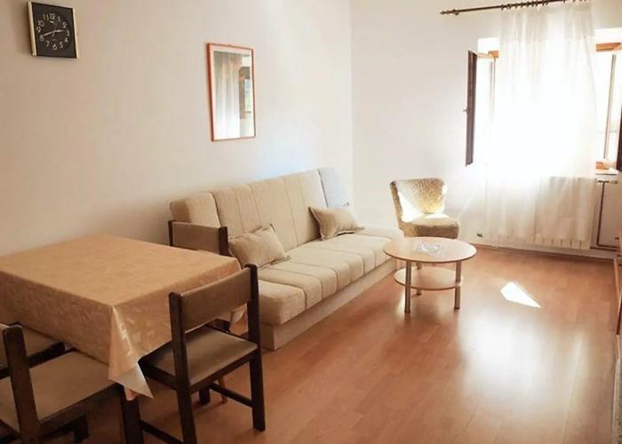 Apartments Jaksa