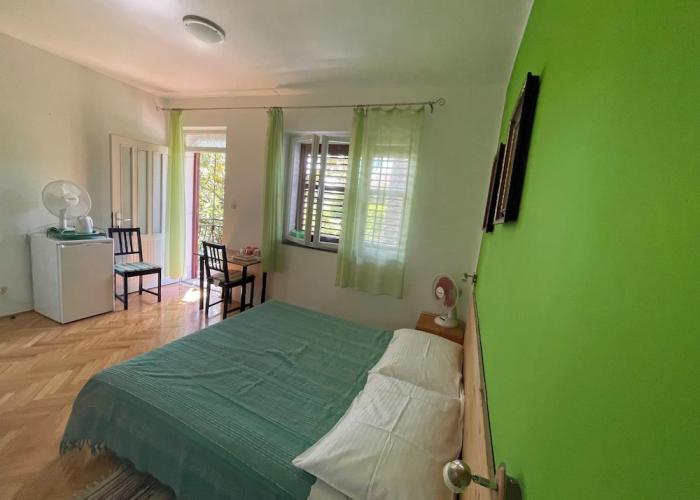 Room-s1 - Double Room With Ensuite Bathr