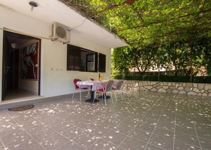 Apartments Jelka