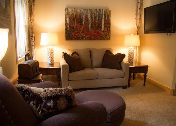 The Silver Lake Lodge