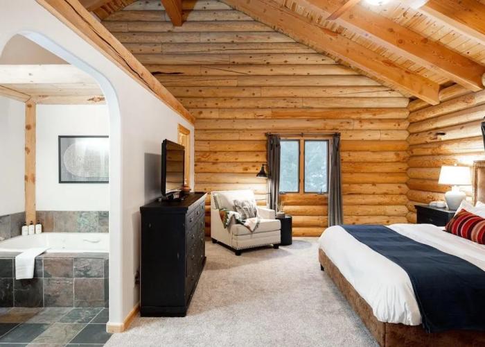 Iconic Log Cabin Escape Idaho Springs Hot Tub