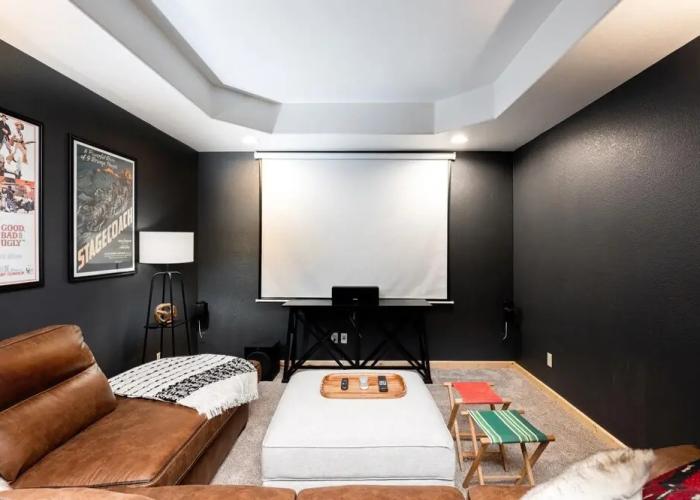 Iconic Log Cabin Escape Idaho Springs Hot Tub