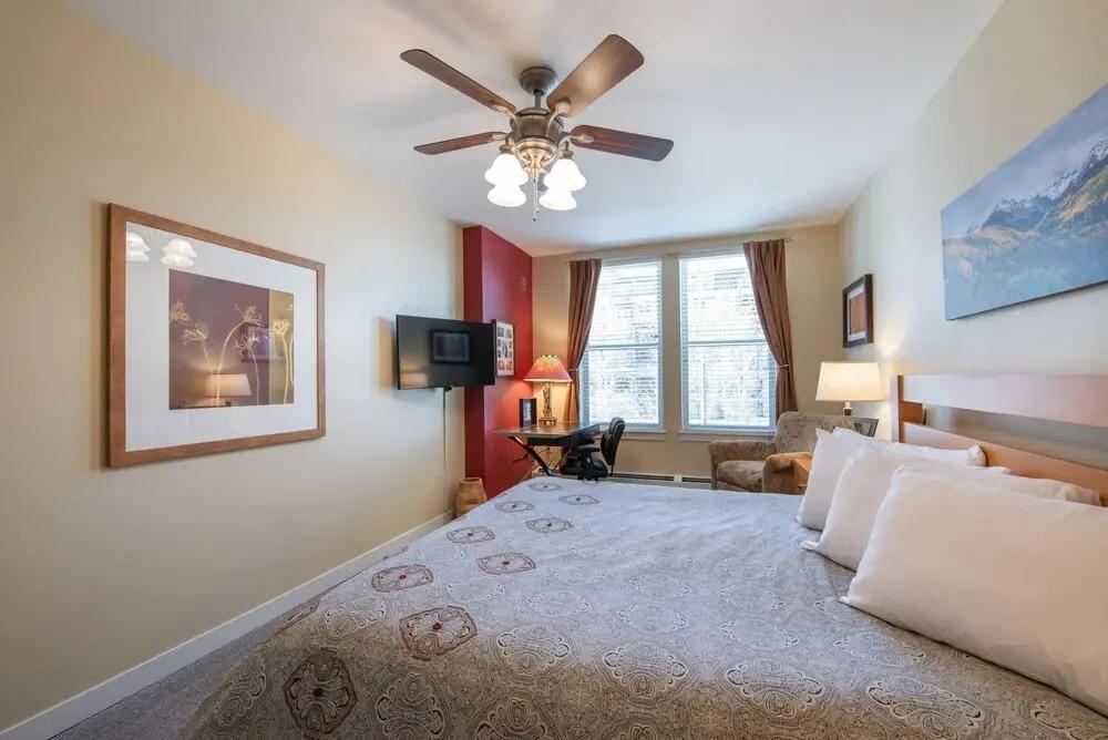 фото Fraser Crossing/Founders Pointe, Condo | Top Floor Ski-In/Ski-Out (Premium-Rated Condo 3622)