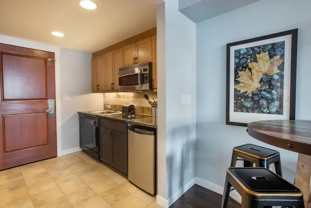 фото Fraser Crossing/Founders Pointe, Condo | Top Floor Ski-In/Ski-Out (Premium-Rated Condo 3622)