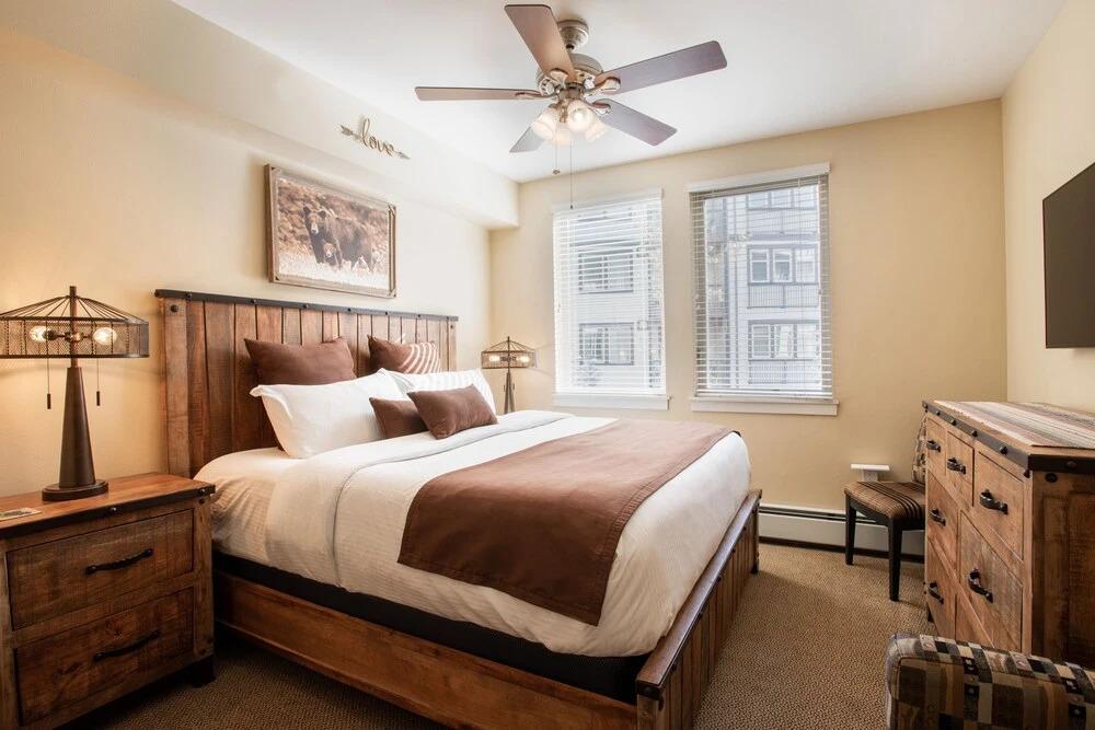 фото Fraser Crossing/Founders Pointe, Condo | Top Floor Ski-In/Ski-Out (Premium-Rated Condo 3622)