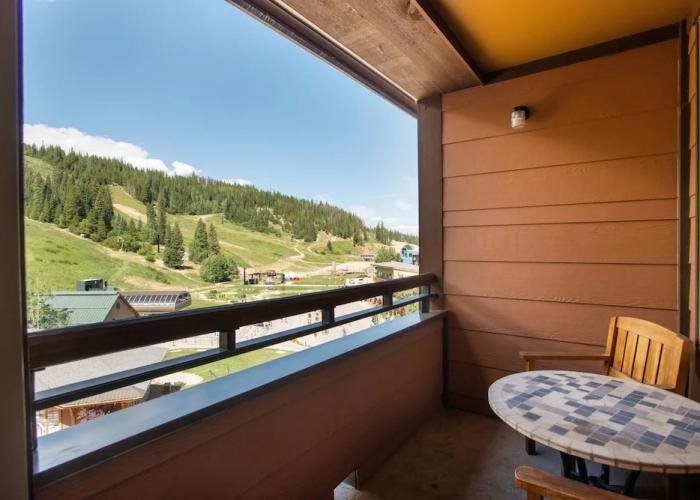 Zephyr Mountain Lodge, Condo | Perfect Ski-In/Ski-Out with Gondola View (Select-Rated Condo 1217)