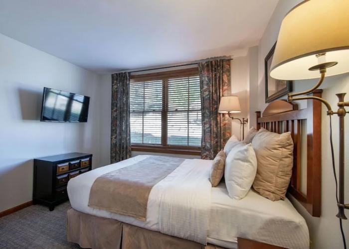 Zephyr Mountain Lodge, Condo | Perfect Ski-In/Ski-Out with Gondola View (Select-Rated Condo 1217)