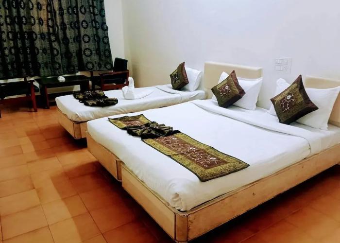 Hotel Ranjit Residency