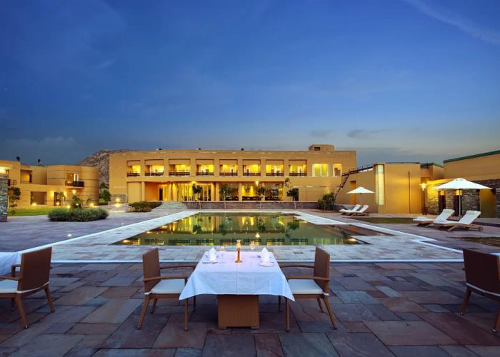 Dera Masuda Luxury Resort Hotel