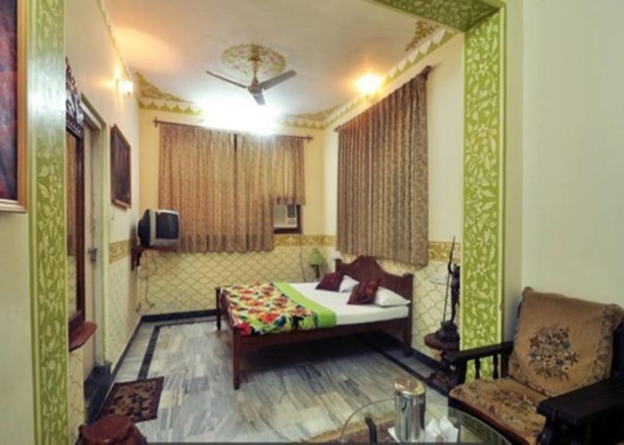 Hotel Teerth Palace