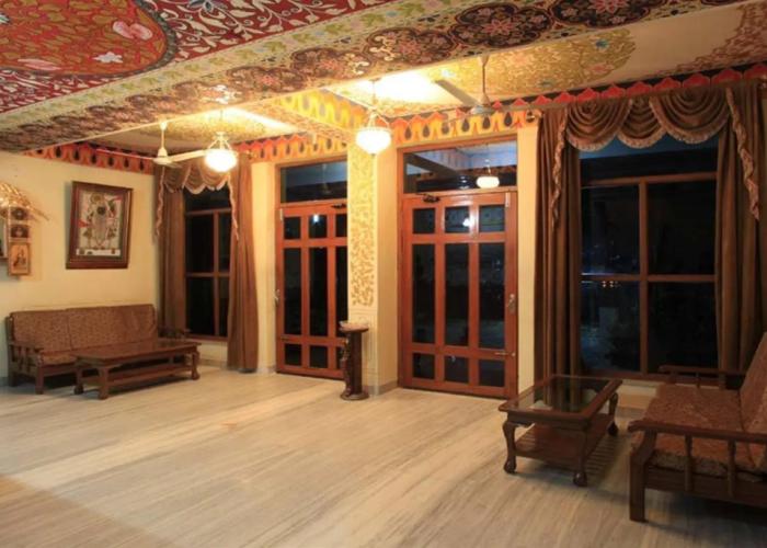 Hotel Teerth Palace