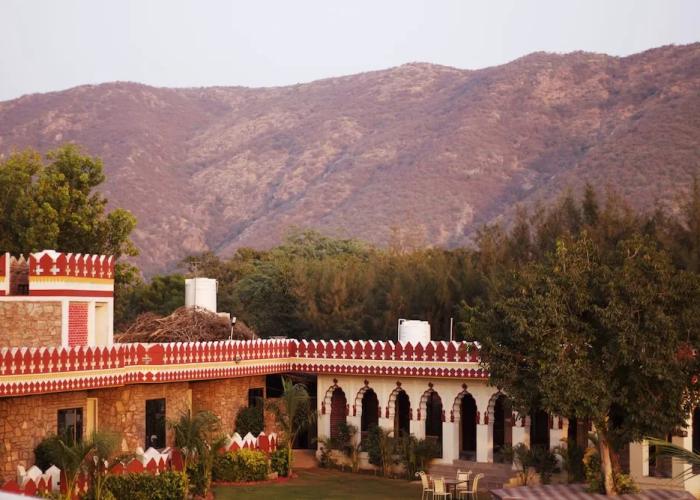 The Country Side Resort