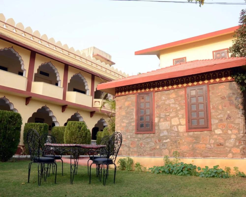 фото Sajjan Bagh Resort