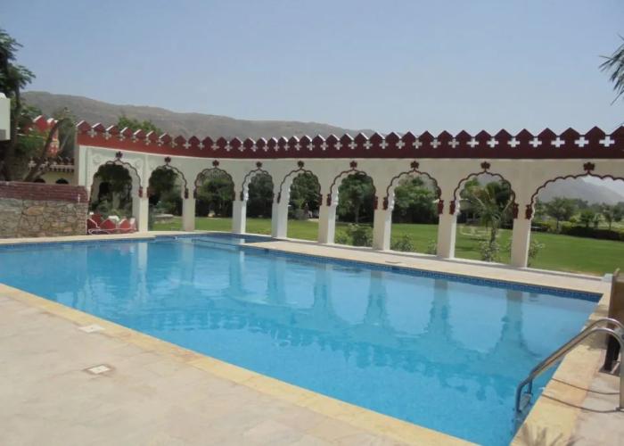 The Country Side Resort Hotel