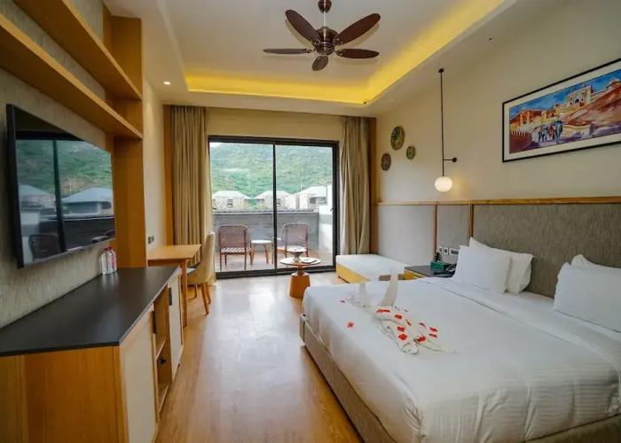 Pushkara Resort And Spa