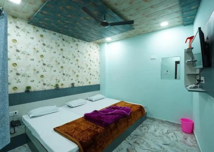 Hotel Alishaan