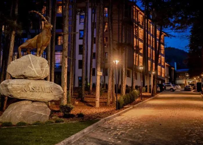 Resort Kashmir Wellness & SPA Hotel Adults Only