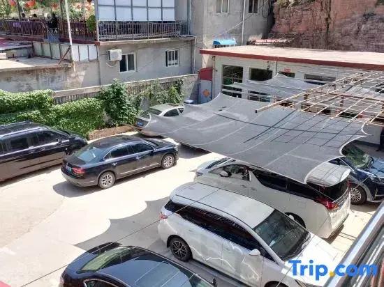 Ziyuexuan Farm Stay