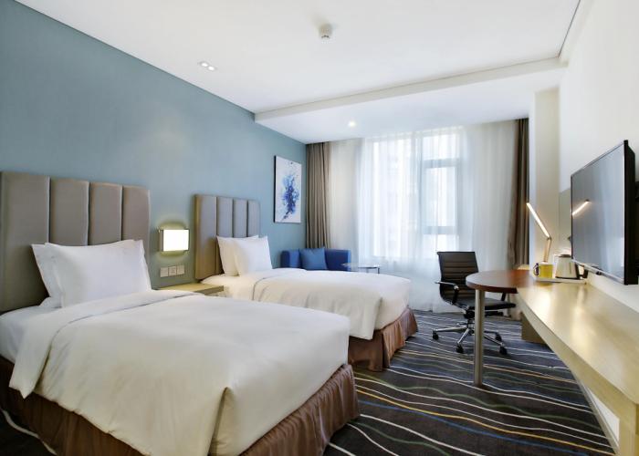 Holiday Inn Express Langfang Park View