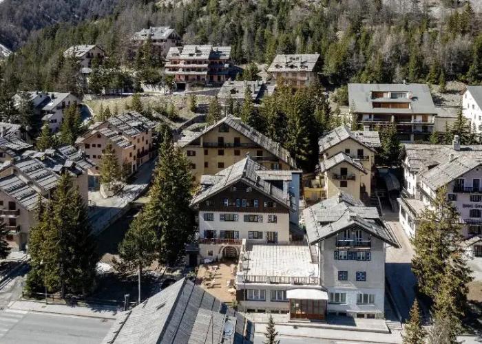 Aparthotel Claviere