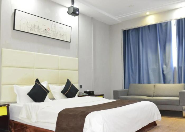 Holiday Inn Hebi Xianhe Lake (Qibin Avenue Municipal Government Branch)