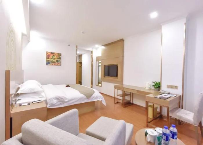 GreenTree Inn Henan Kaifeng Jinming District Jinming Square Little Song City Business Hotel