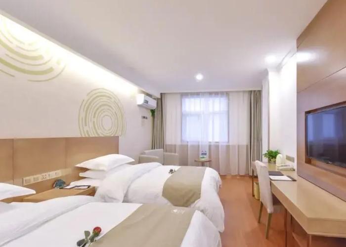 GreenTree Inn Henan Kaifeng Jinming District Jinming Square Little Song City Business Hotel