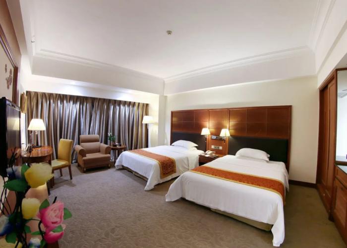 Jiangmen Gladden Hotel