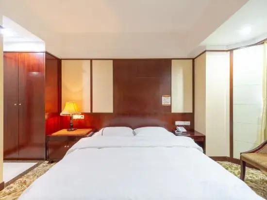 Kaiping Hotel