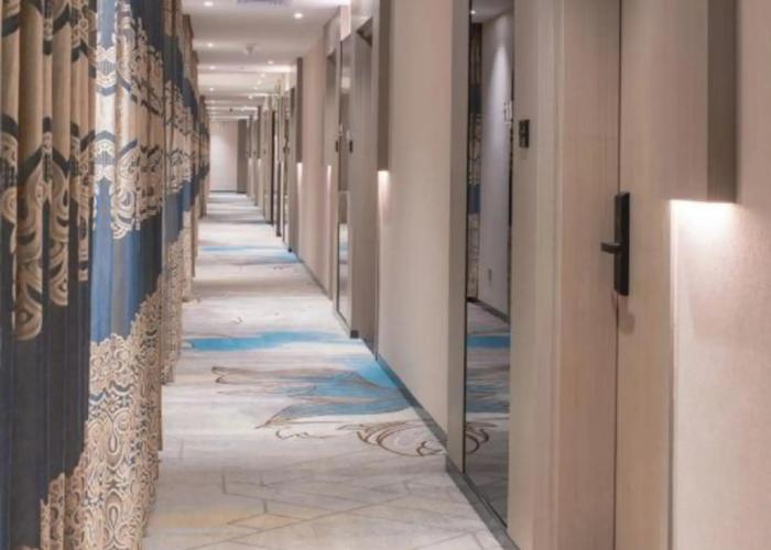 Enping Longfeng Hotel