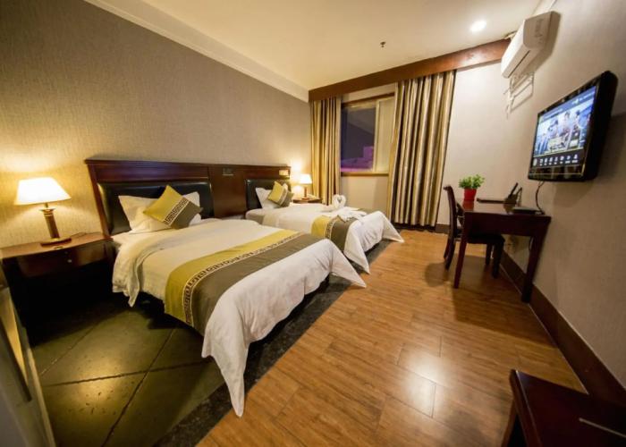 Huasheng Holiday Hotel