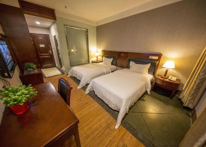 Huasheng Holiday Hotel