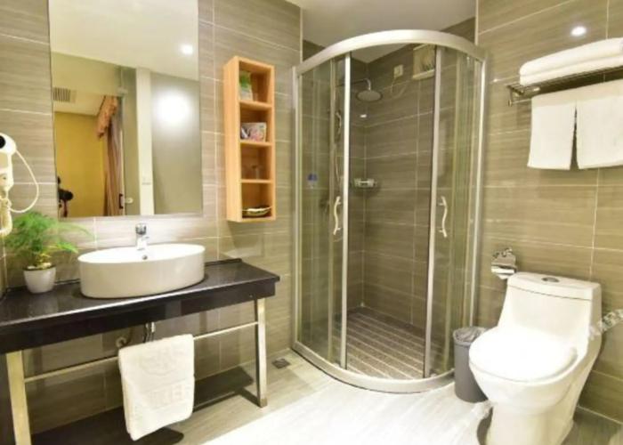 Huasheng Holiday Hotel