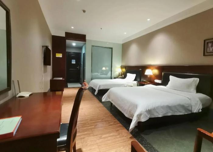 Huasheng Holiday Hotel