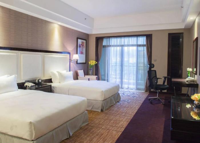 Kaiping Jade Bay Funyard Phoenix Hotel