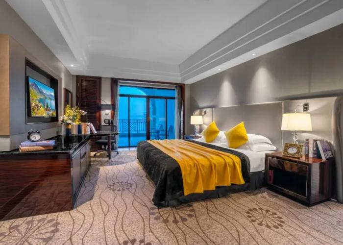 Kaiping Jade Bay Funyard Phoenix Hotel