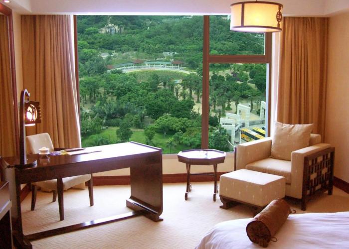 Palace International Hotel