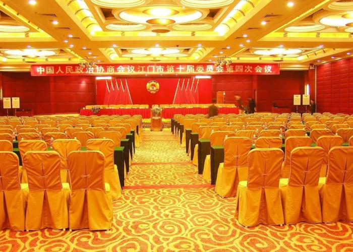 Palace International Hotel