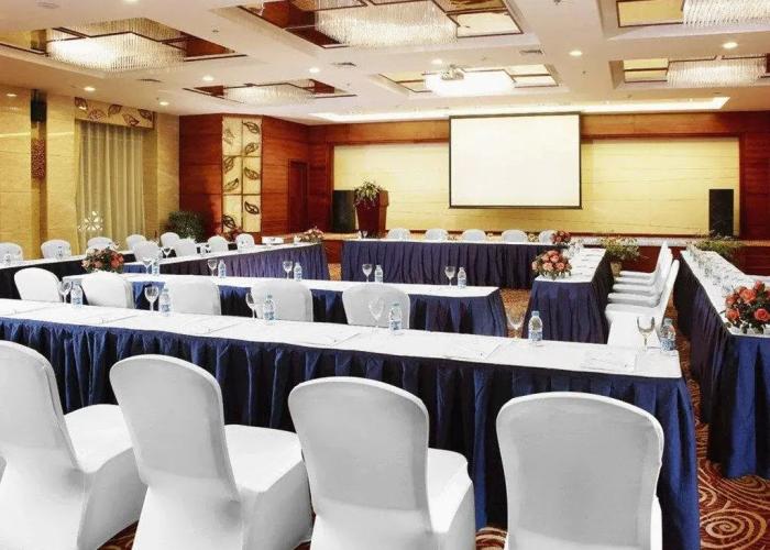 Petroleum Business Hotel